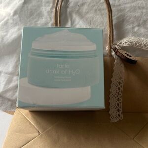 NEW - Hydrating Boost